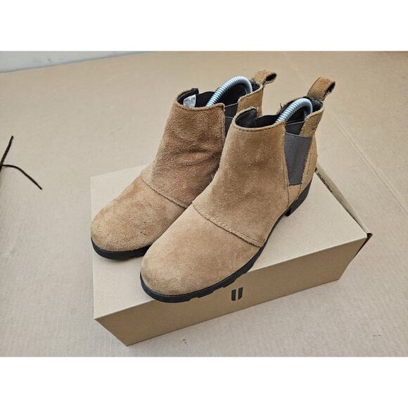 Sorel Shoes - Sorel Emelie Chelsea Major Tan Women's Ankle Boots Size 5
